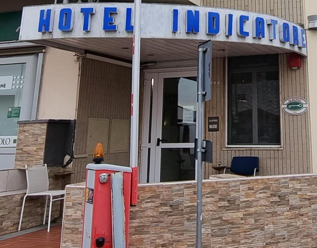 Hotel Indicatore Budget & Business At A Glance Campi Bisenzio Exterior photo